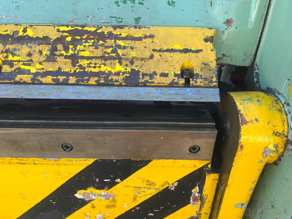 Ohýbačka plechů XOM 2000/4B - 5