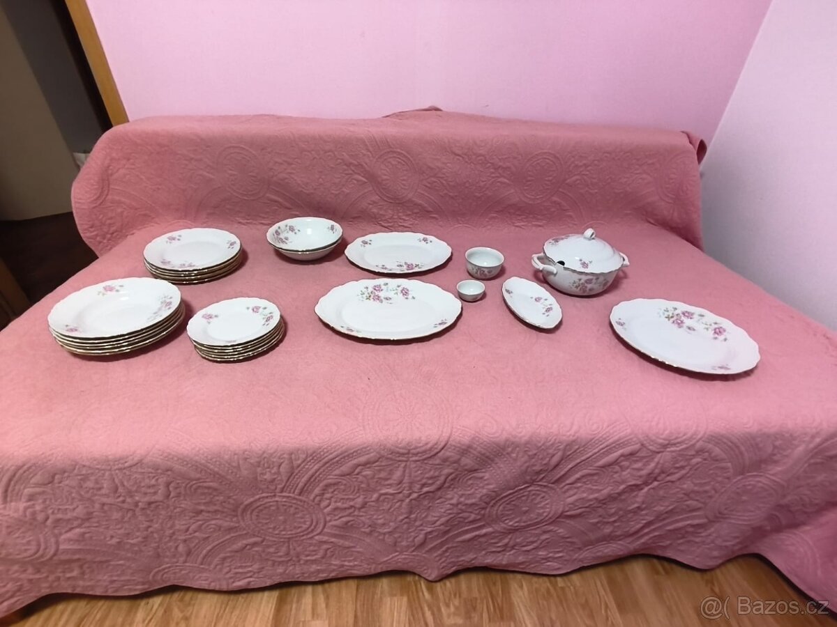 Sběratelská sada jídelního porcelánu - 5