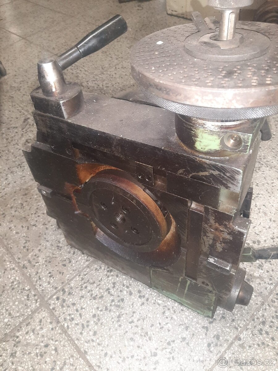 Frézka FU-2 korejská + bohaté prislusenstvi - 5