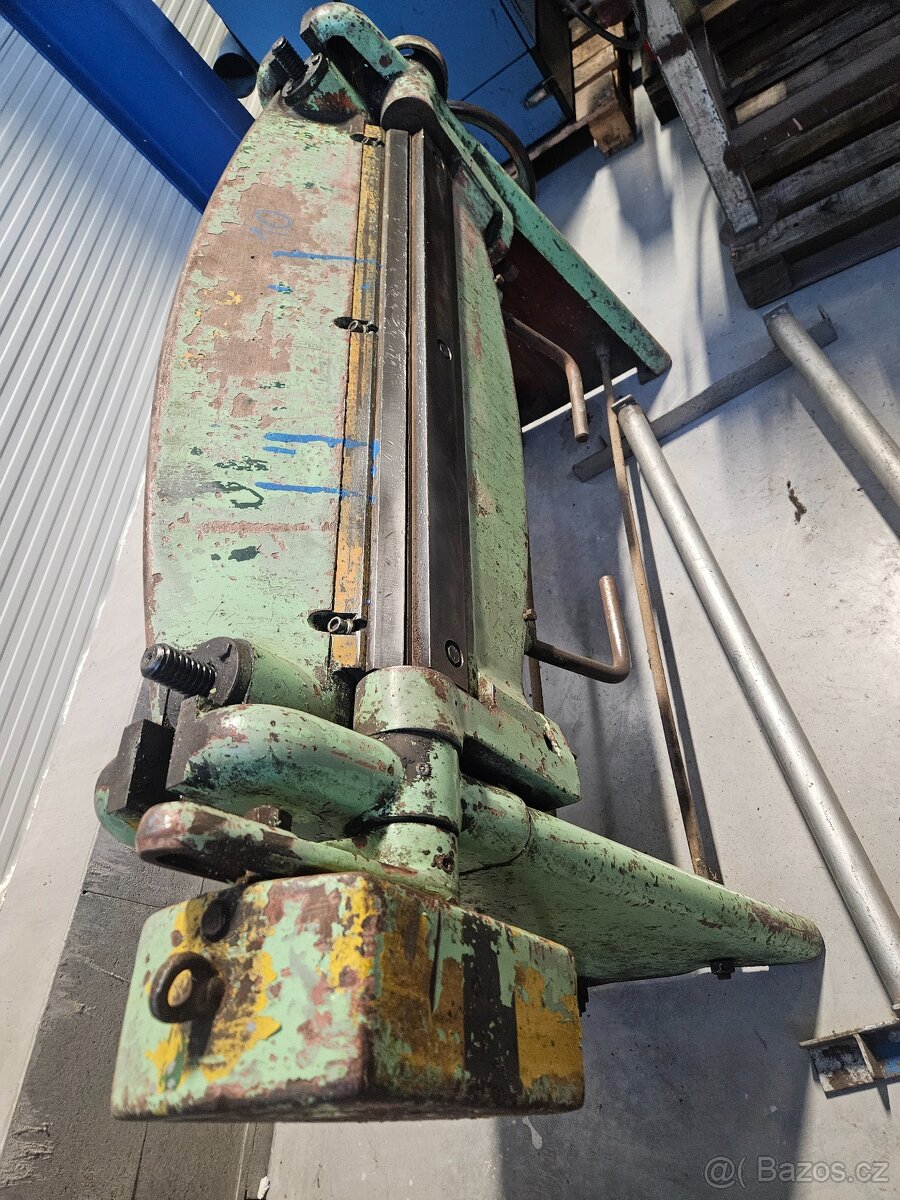 Ohýbačka plechu XO 1000/2 - 5