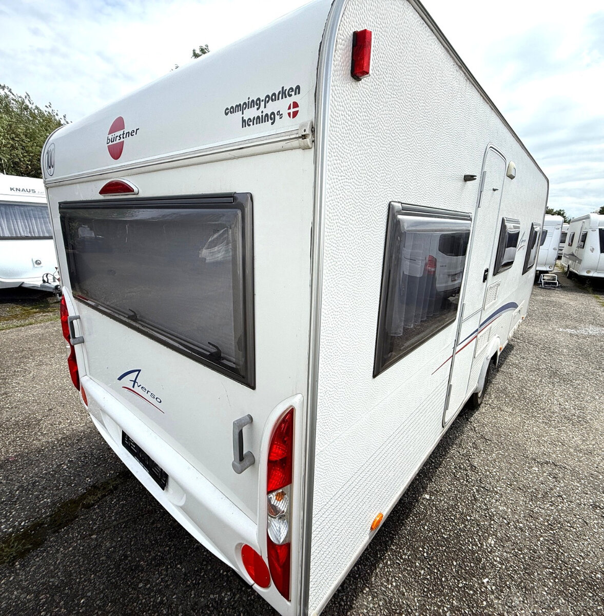 Bürstner Averso 500 TL, PŘEDSTAN - 5