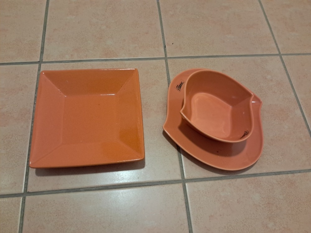 soubor keramických misek a vázy - 5