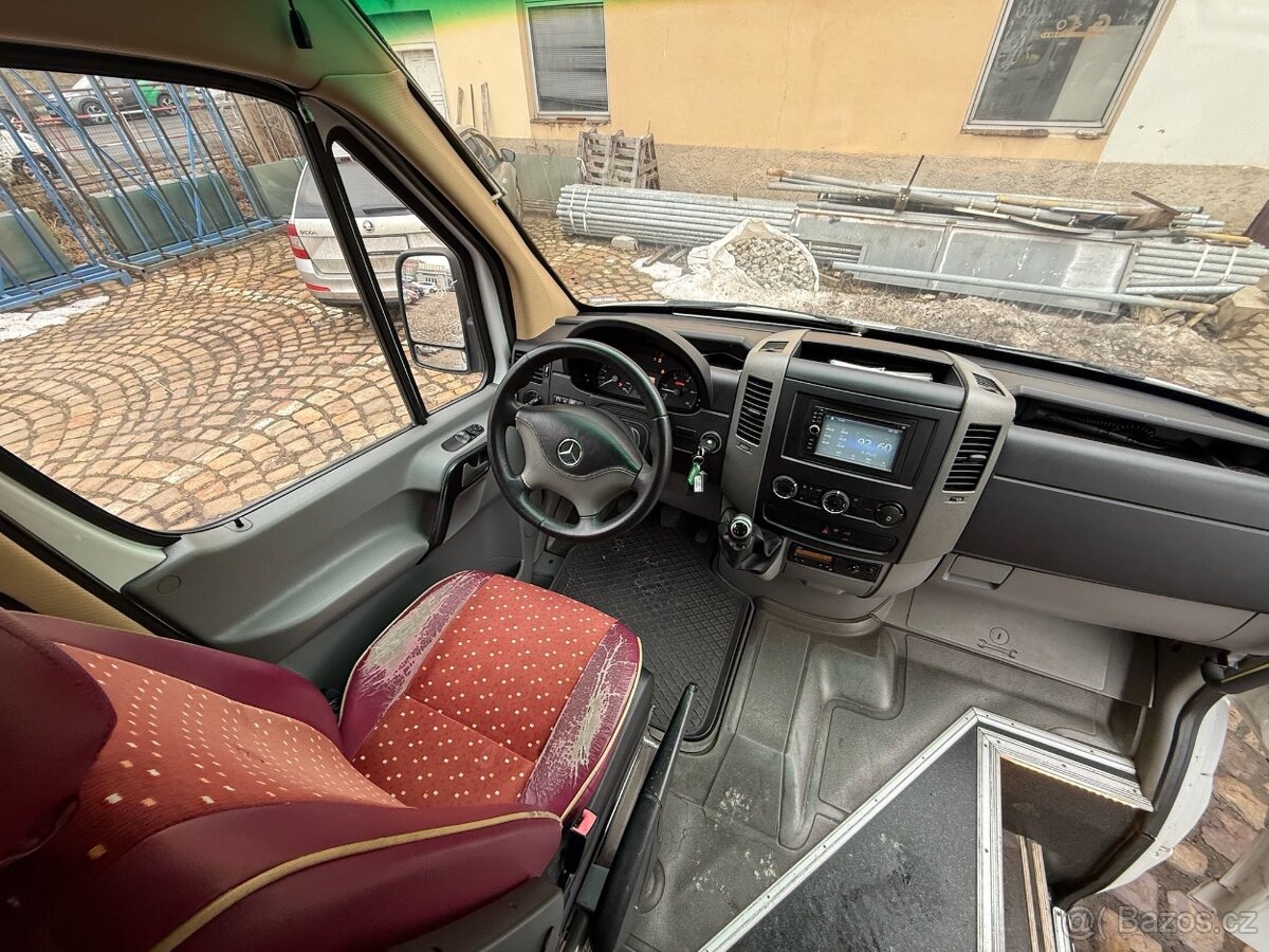 MERCEDES-BENZ SPRINTER - 5