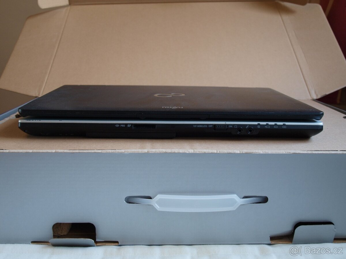 Notebook 15,6", Fujitsu E751, i7, 8GB, 120GB SSD, W10 - 5