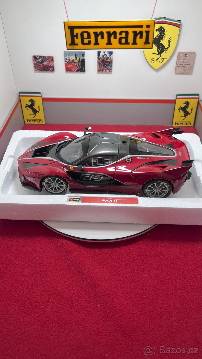 Ferrari FXX-K 1:18 Bburago Signature - 5