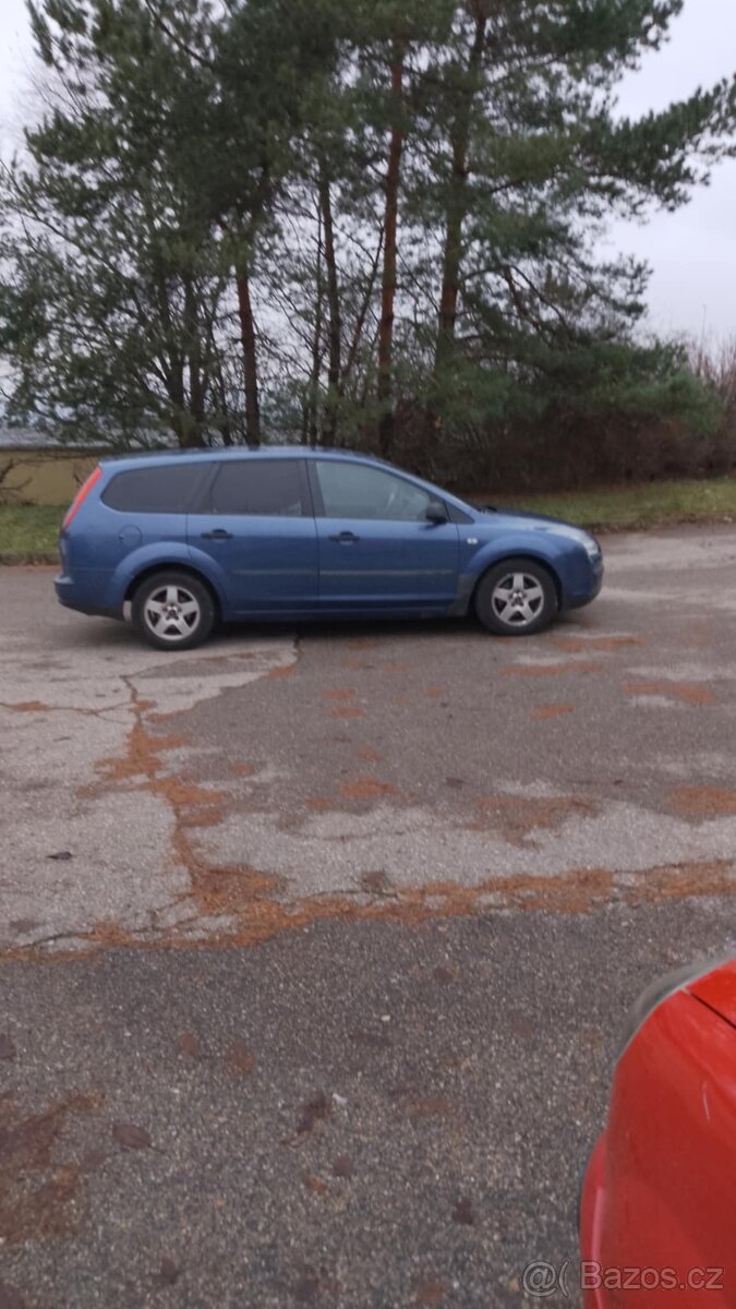 Ford Focus 1.6.tdi 80kw - 5