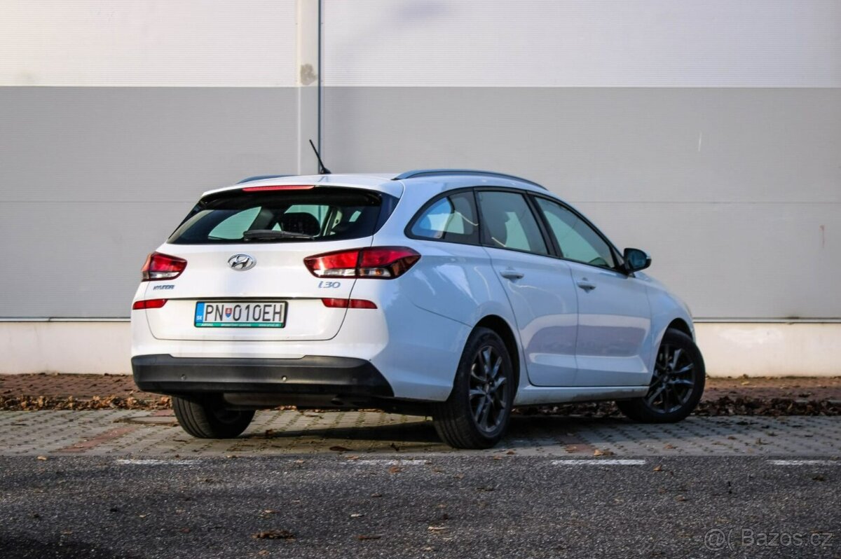 Hyundai i30 CW 1.6 CRDi 110 Family - 5