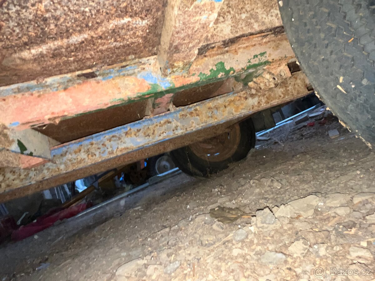 Vlečka za traktor bez TP - 5
