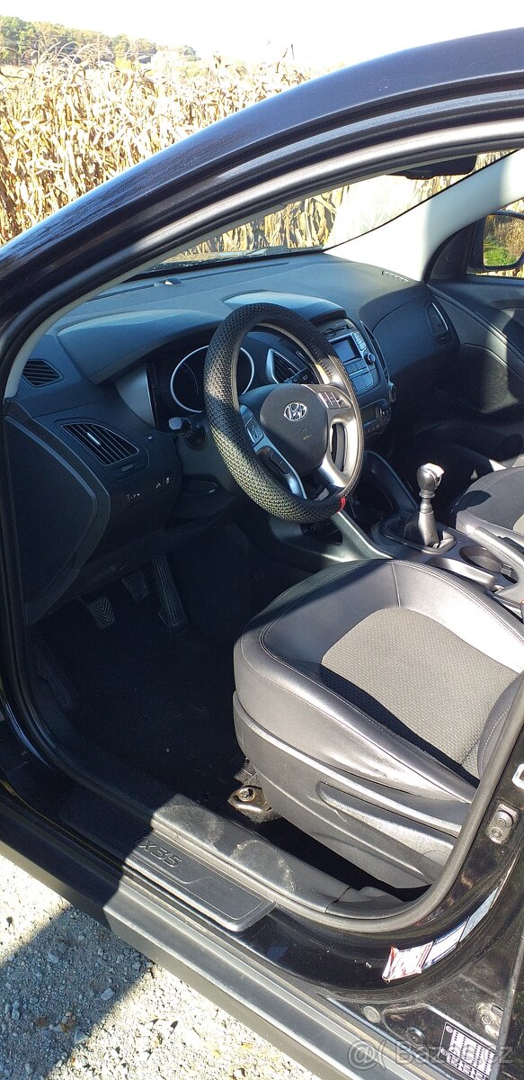 Prodám Hyundai ix35 - 5