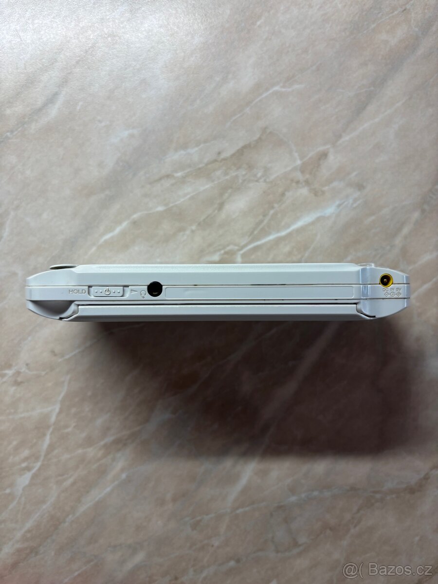 Sony PsP E1004 Street - 5