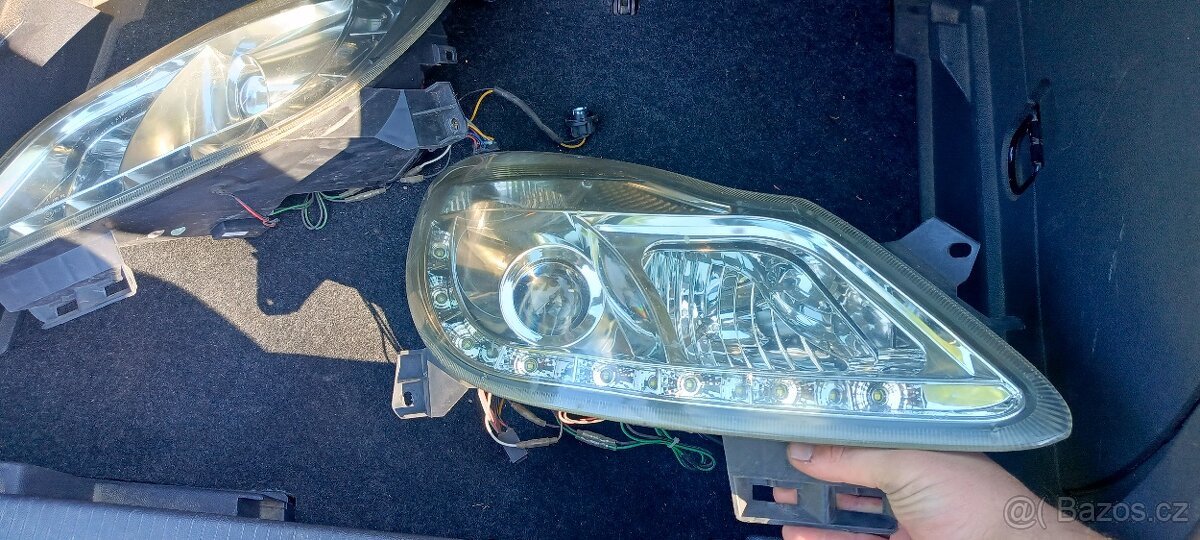 Opel Corsa D přední světla - 5