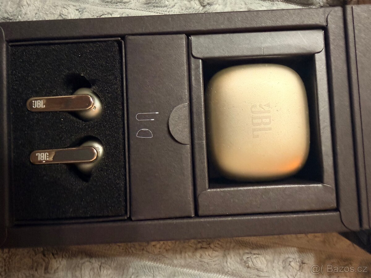 Sluchátka JBL Live PRO2 - 5