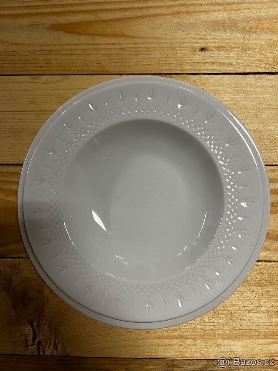 Talířová souprava, sada talířů - 5