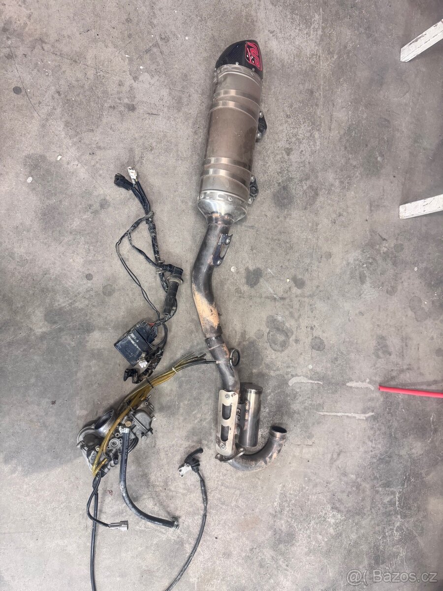 Motor Yamaha yzf 250 - 5