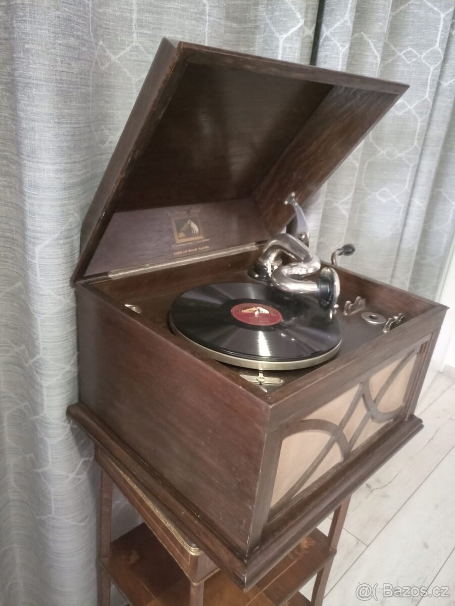 Salónní gramofon His Masters Voice - 5