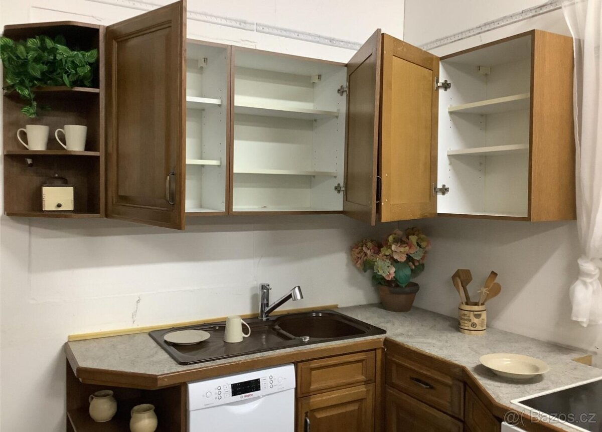 Tradiční rustikální kuchyně JUDITA - 5