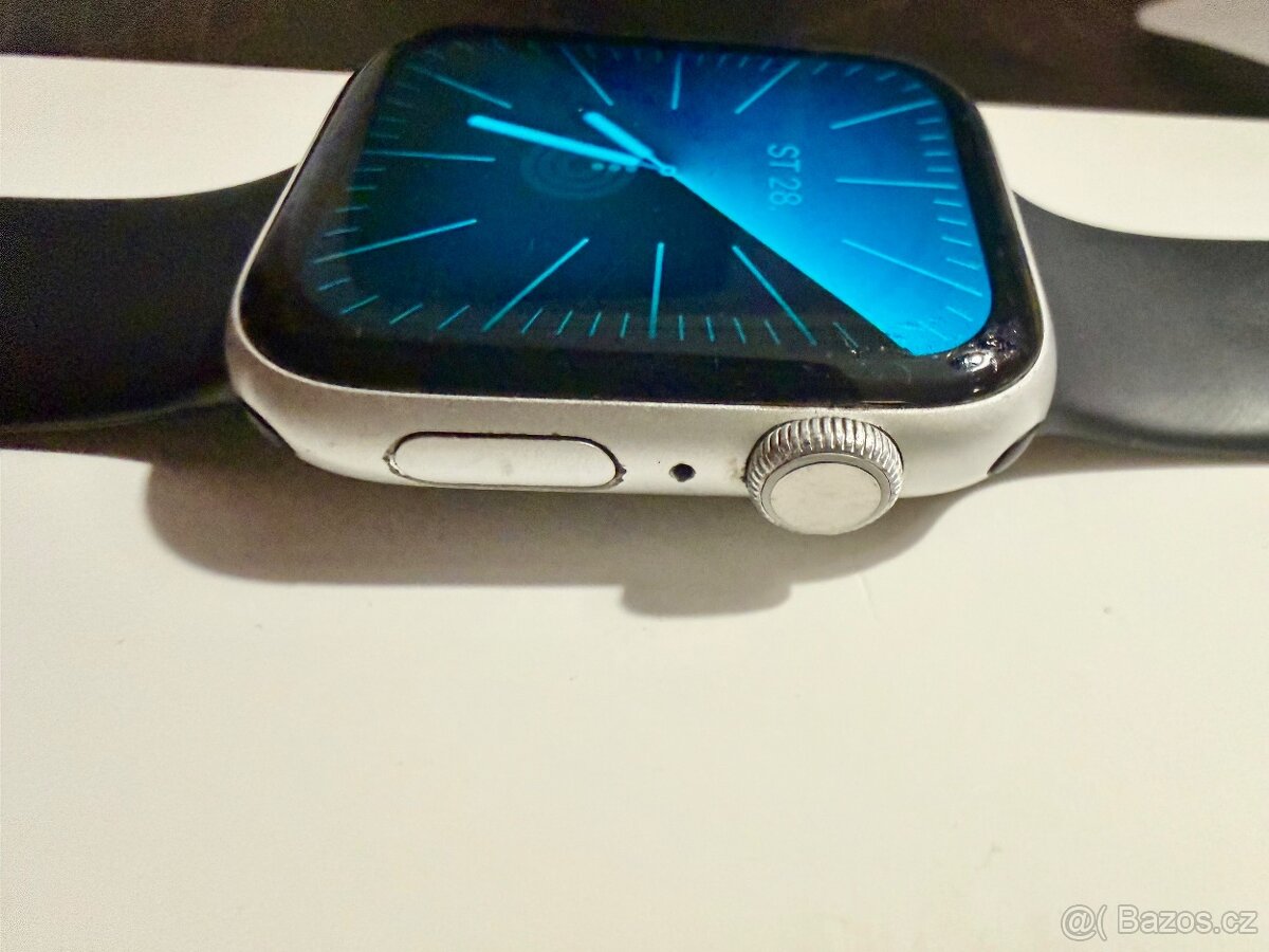 Apple Watch 5 44mm - 5