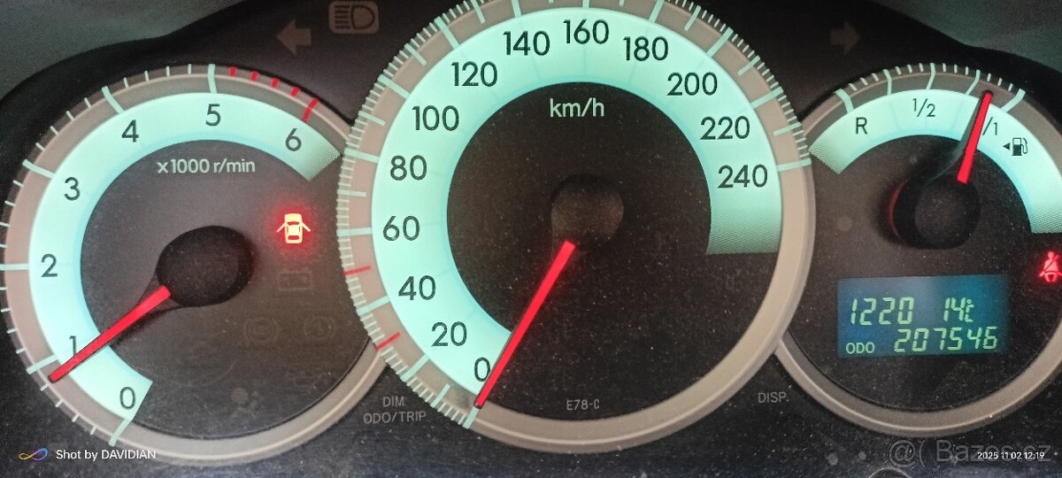 Toyota Corolla Verso 2,2 D 2006, 101 kW - 5