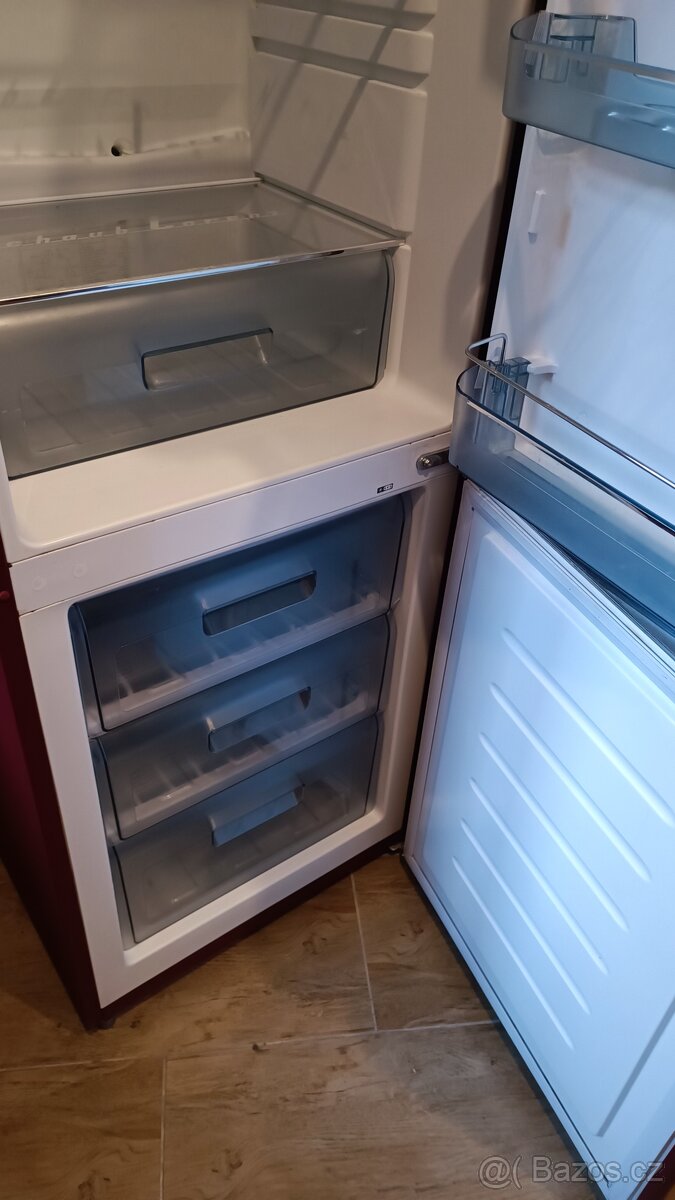 Lednice s mrazákem Schaub Lorenz SL 300R CB - 5