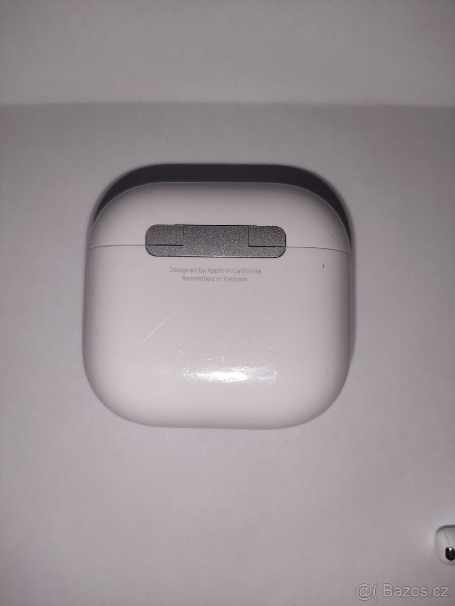 Airpods 4 - 5