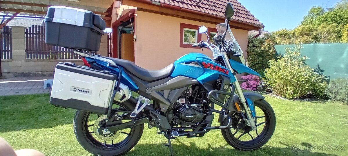 Yuki 125xtr