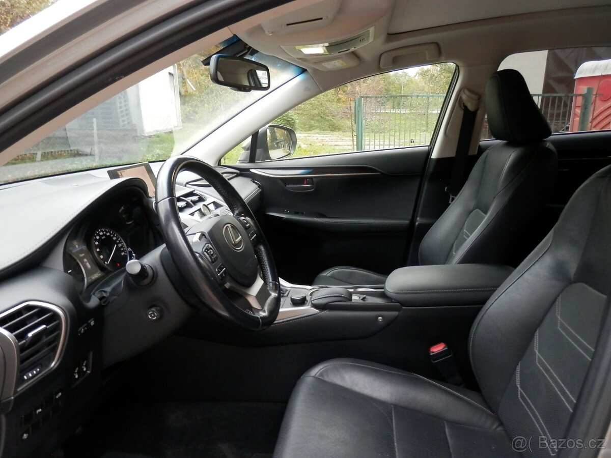 Lexus NX300h 2.5i 4WD, Panorama, DPH - 5