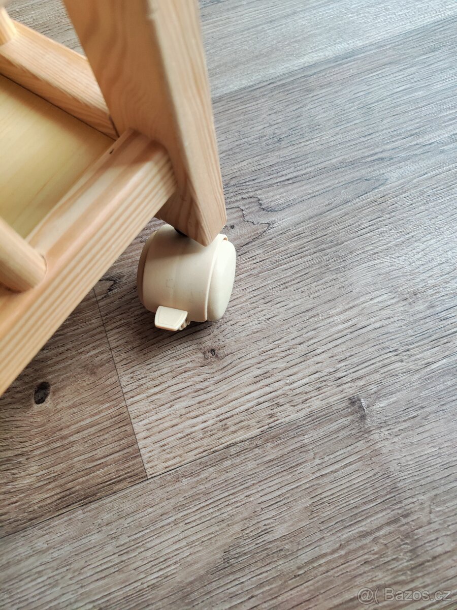 Přebalovací pult - 5