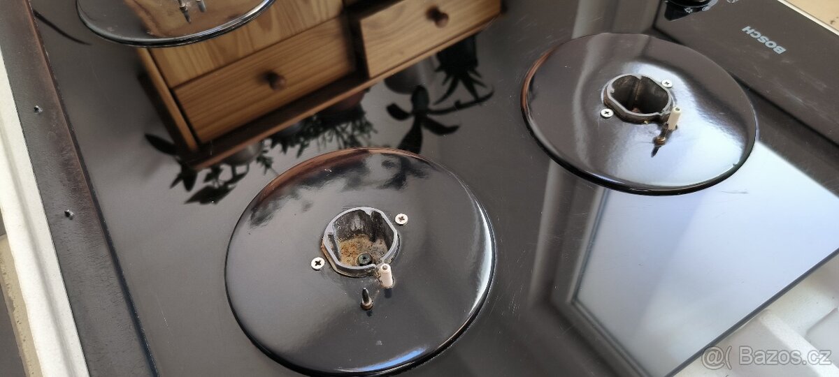 Plynová deska Bosch PHG106DEU - 5