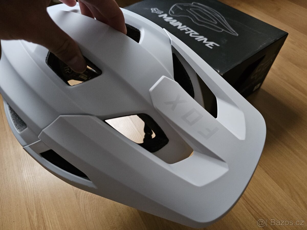 Prilba FOX, nova, vel.L - 5