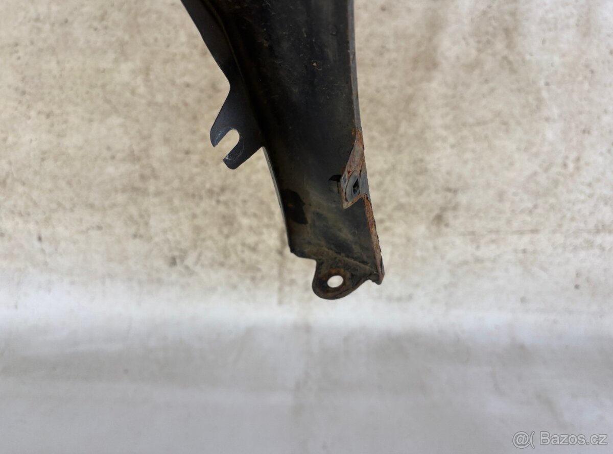 Přední levý blatník Škoda Superb 2 - 5