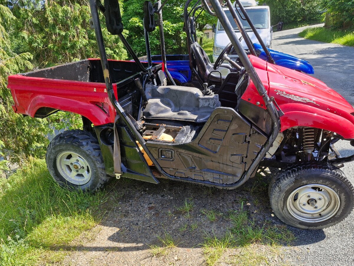 2x Yamaha Rhino