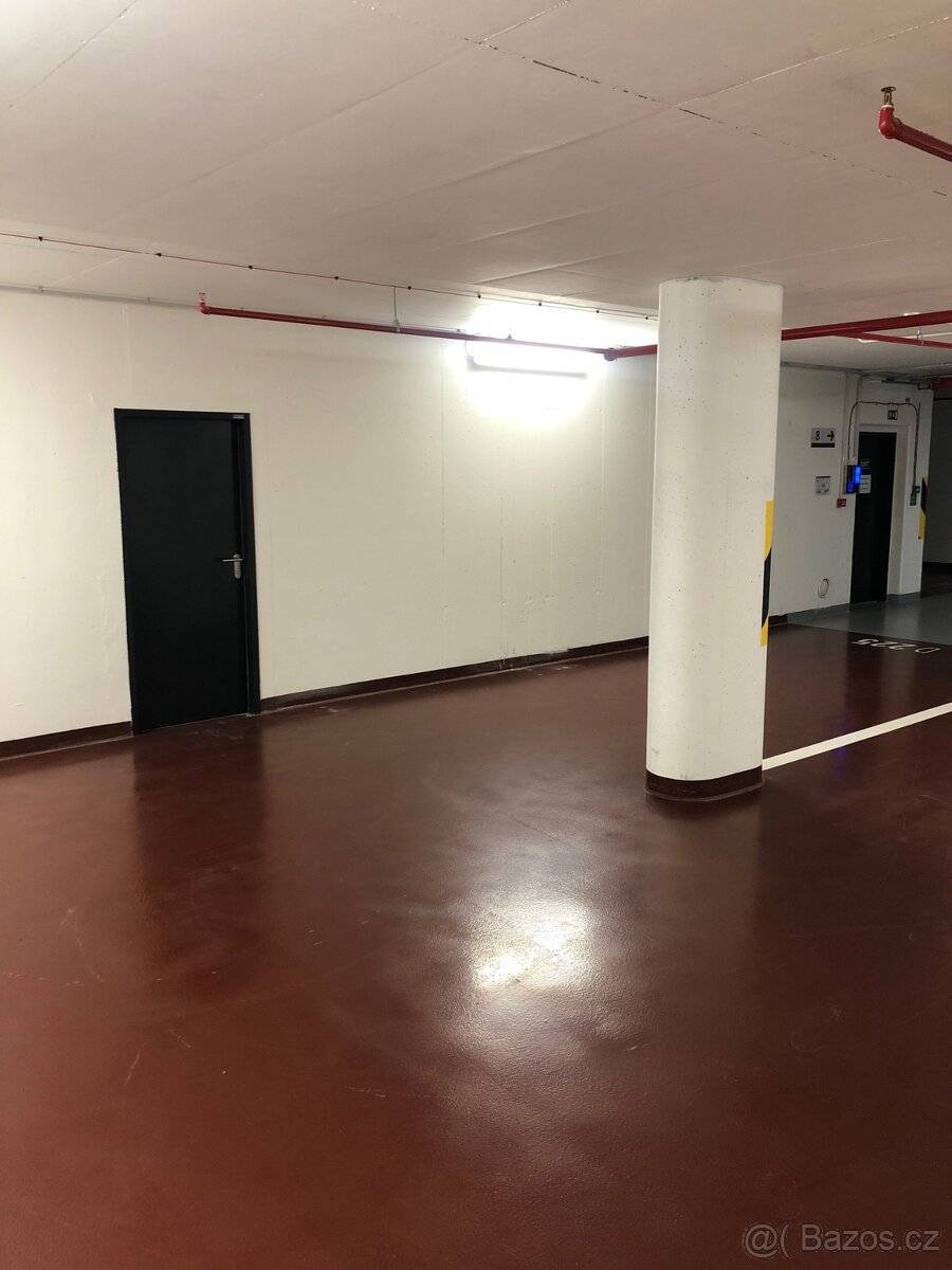 Flexibilní pronájem skladu/Storage rental Praha 7 Holešovice - 5