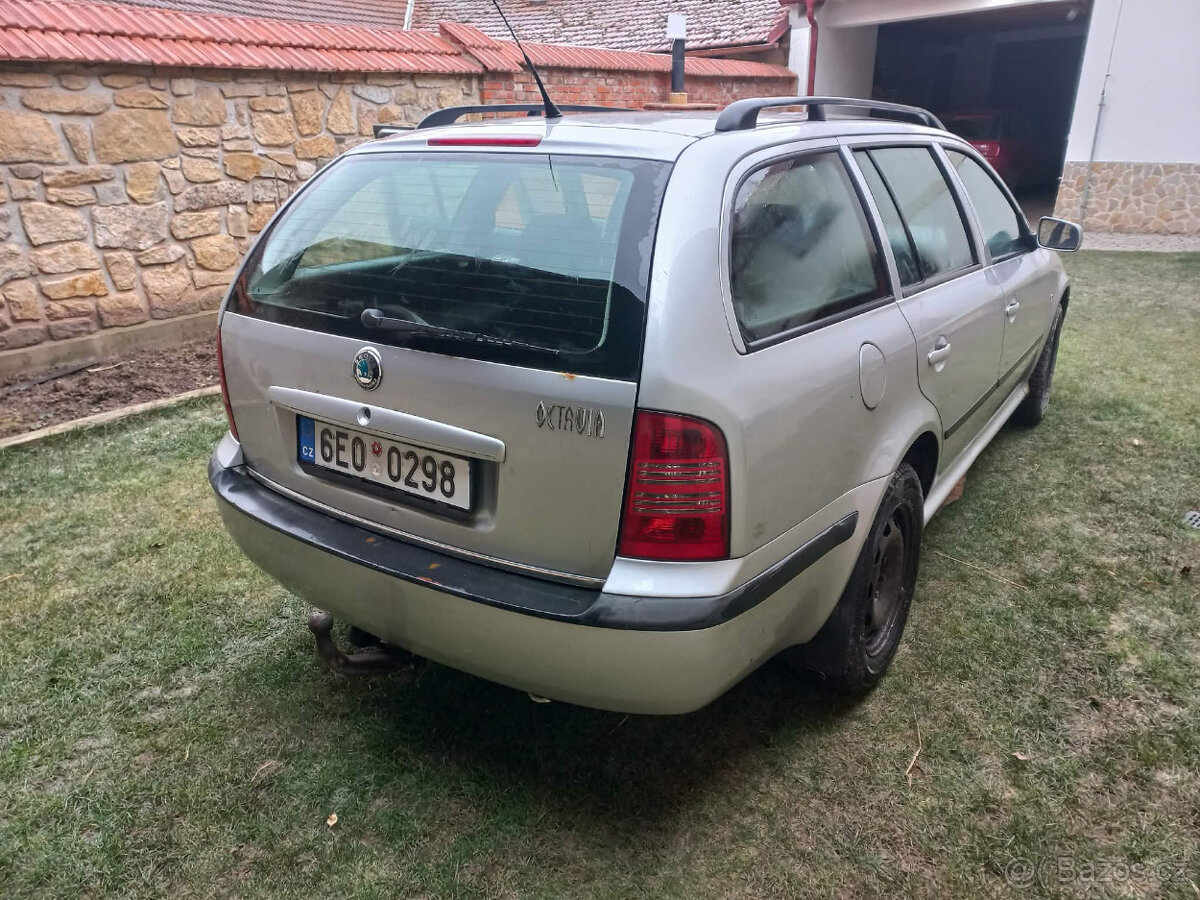 Škoda Octavia Combi I 66kW - 5