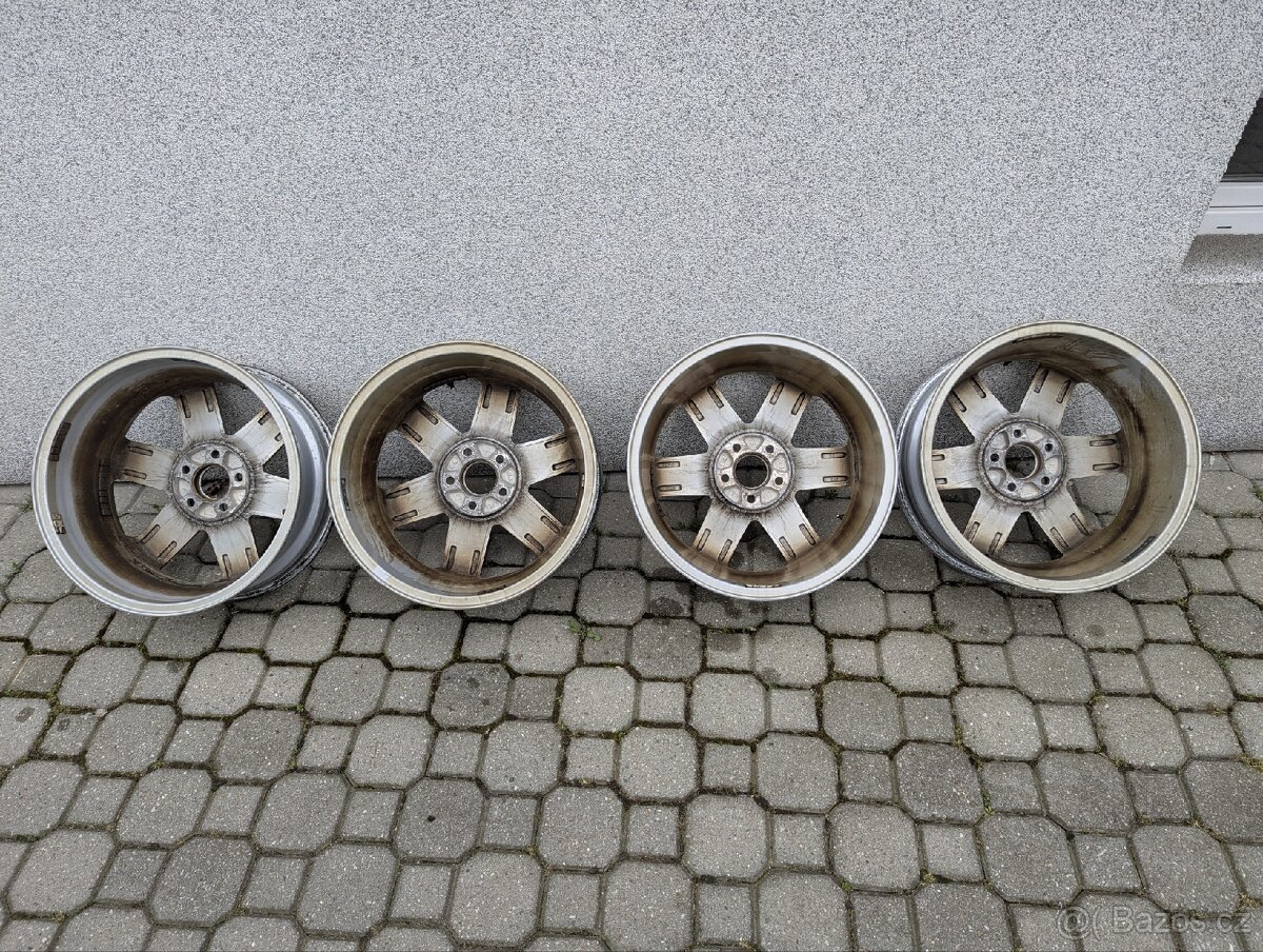ALU disky 17" na Volvo - 5