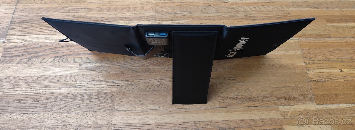 SKLÁDACÍ SOLÁRNÍ PANEL AlzaPower MAX-E 21W - 5