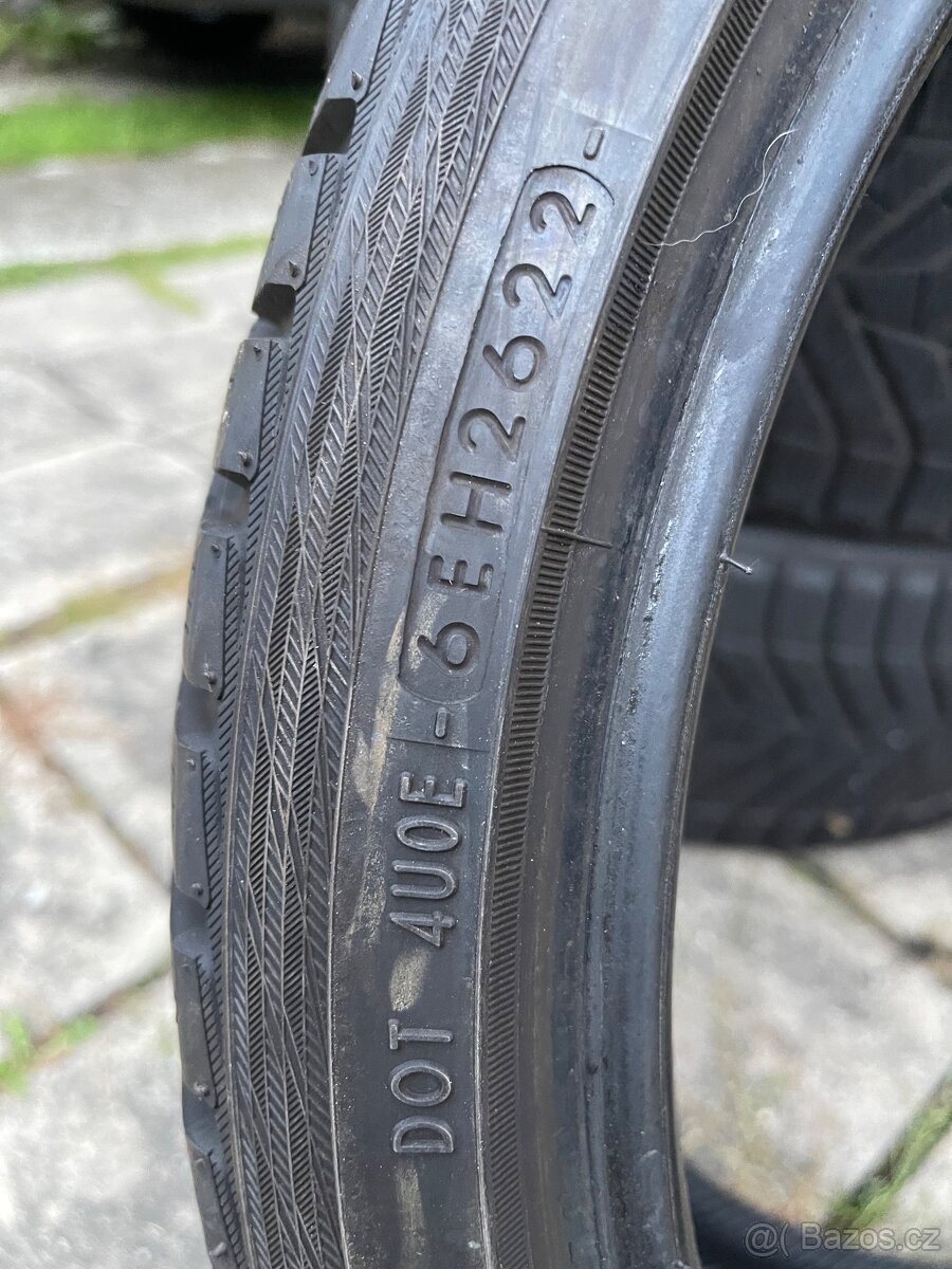 Zimní pneu 225/35 R19 - 5