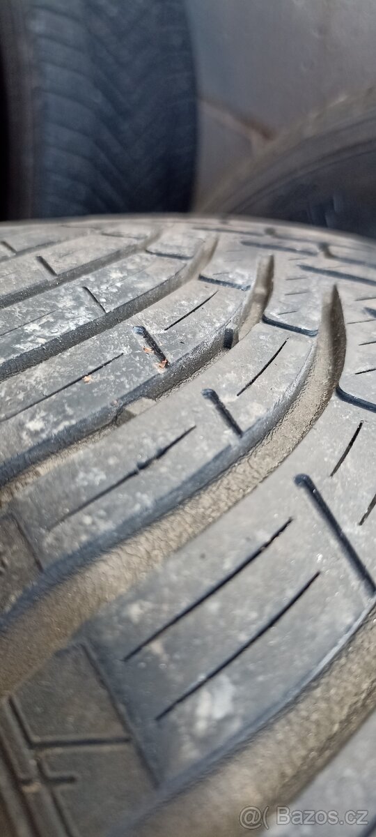 Celoroční pneu 205/55 R16 - 5