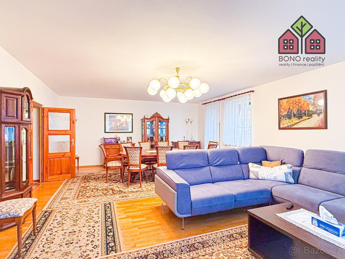 Víceúčelový RD s garážemi a administrativními prostory, vedl - 5