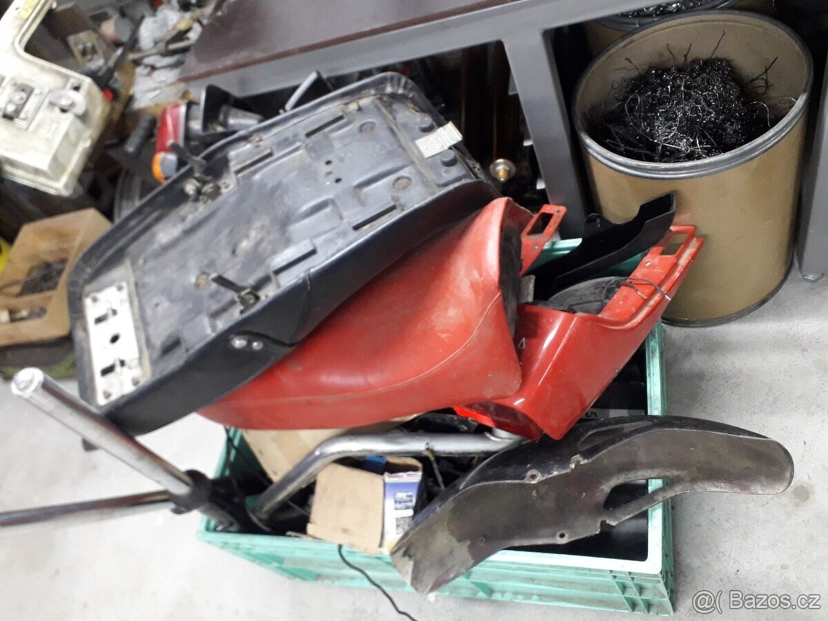 náhradní díly GSX400E - 5