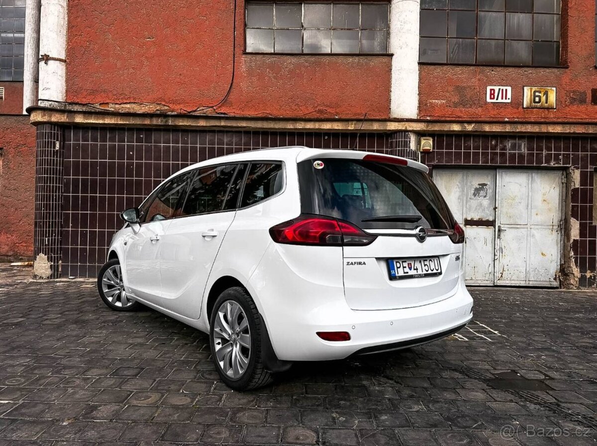 Opel Zafira Tourer 1,4 Benzín + LPG - 5