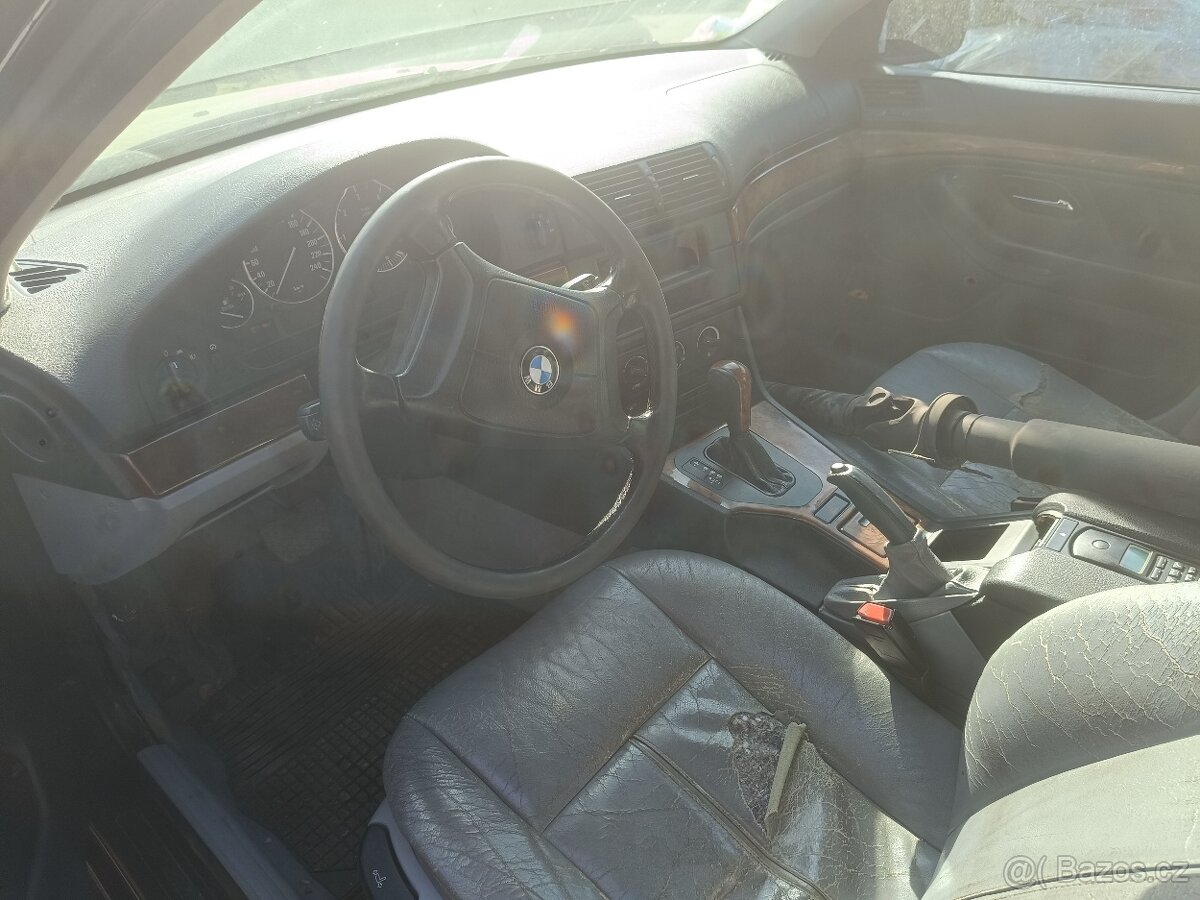 Díly BMW E39 530d cosmosschwarz - 5