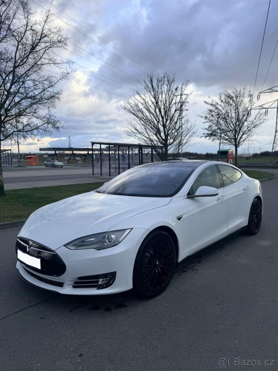 Tesla model S. 85D PERFORMANCE Tankovani zdarma - 5