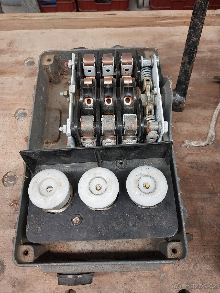 Třífázový vypínač - 5