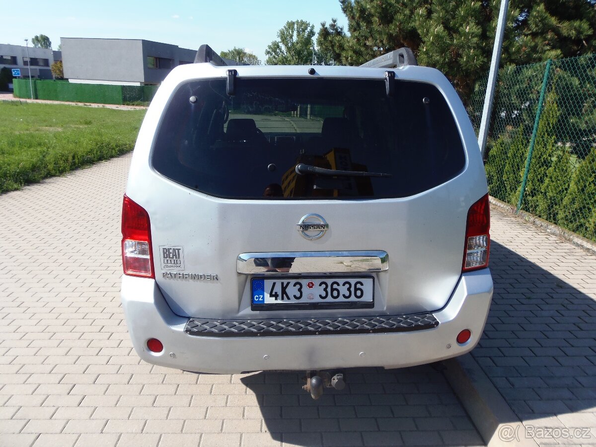 Nissan Pathfinder 2.5 DCi 4x4 tažné 3T