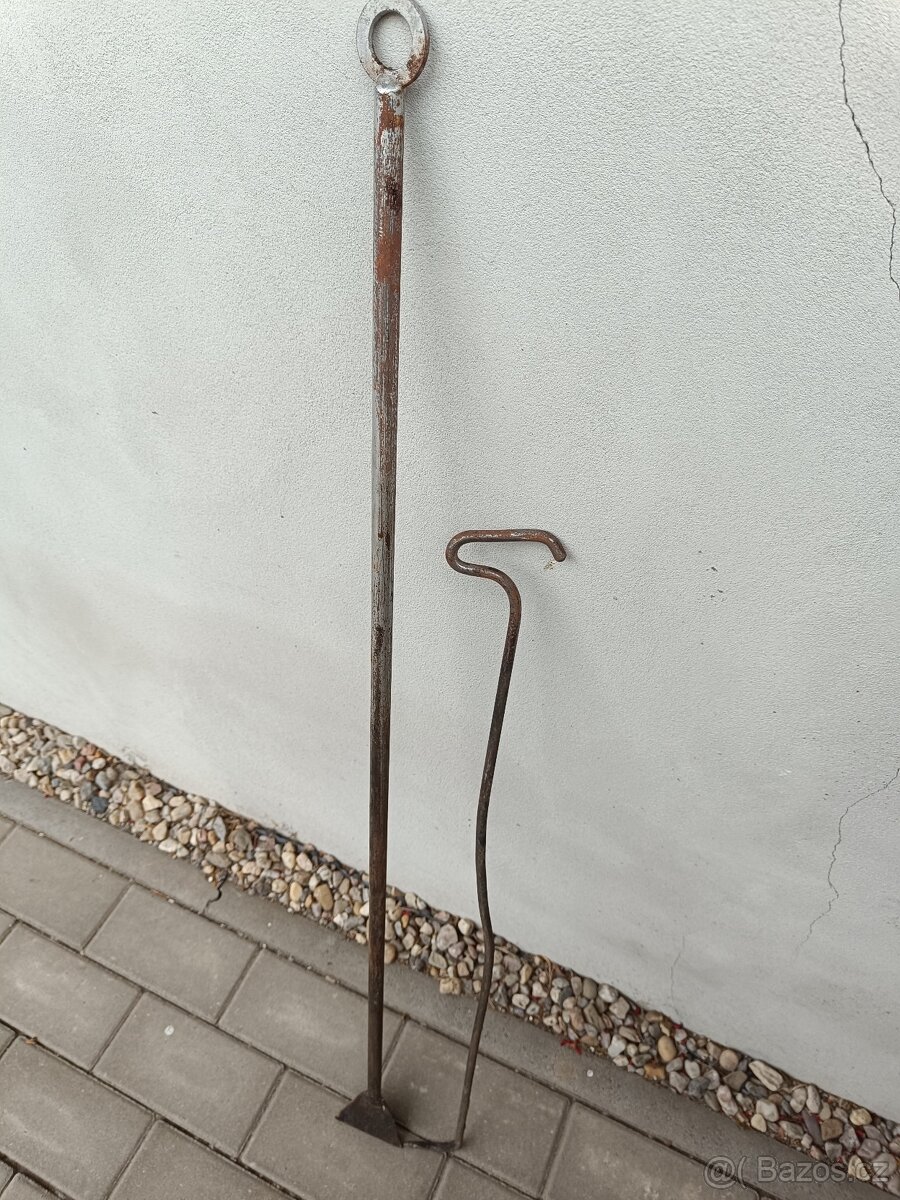 Kouřovod koleno trubka růžice 130 - 5