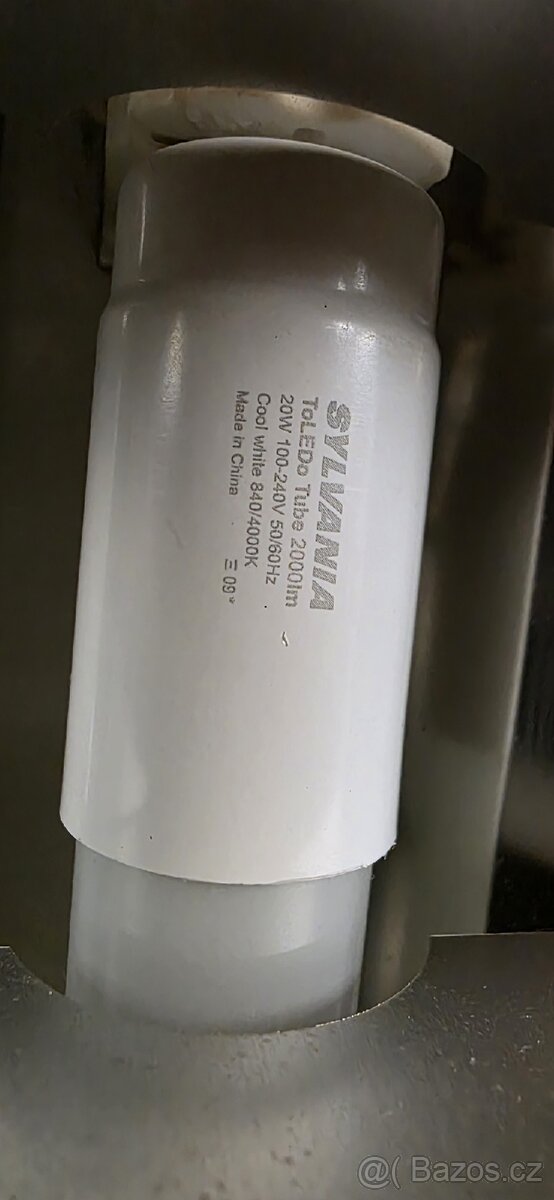 Zářivkové světlo za odvoz / Zdarma - 5