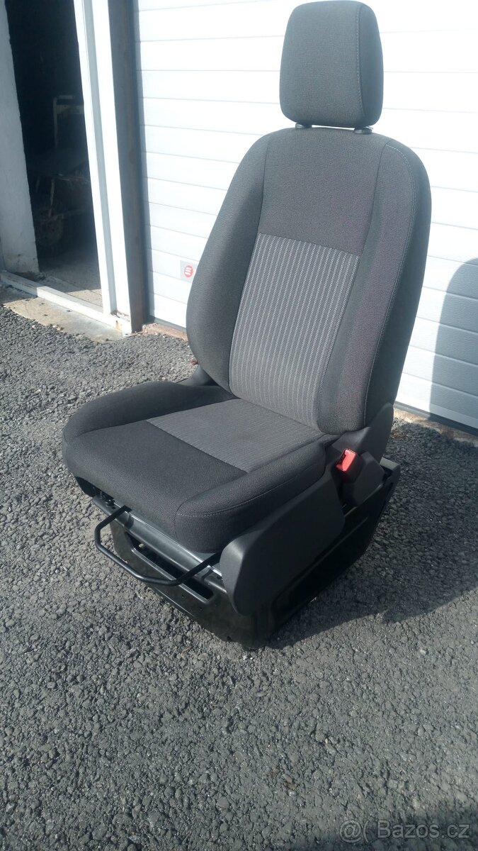 sedačka spolujezdce přední Ford Transit MK8 - 5