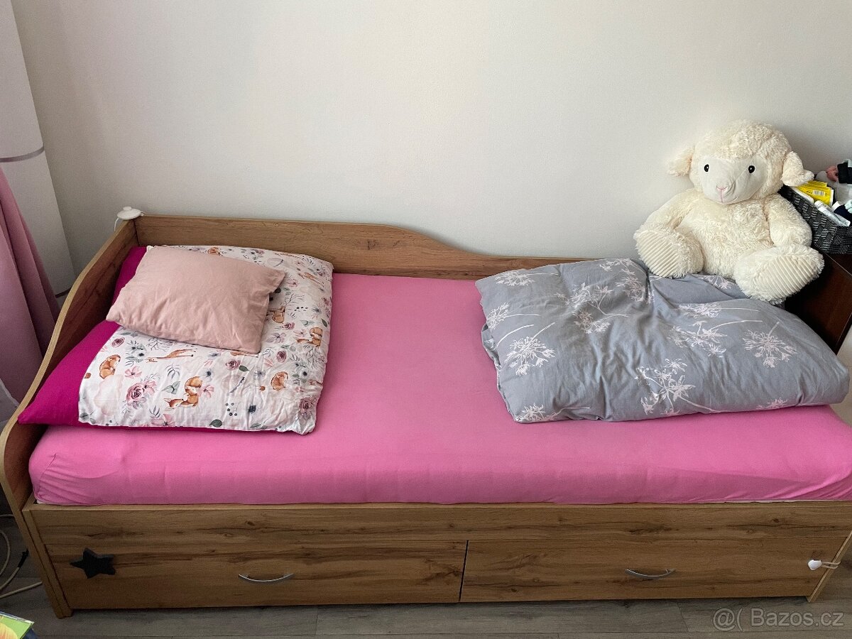 Postel s úložným prostorem - 5