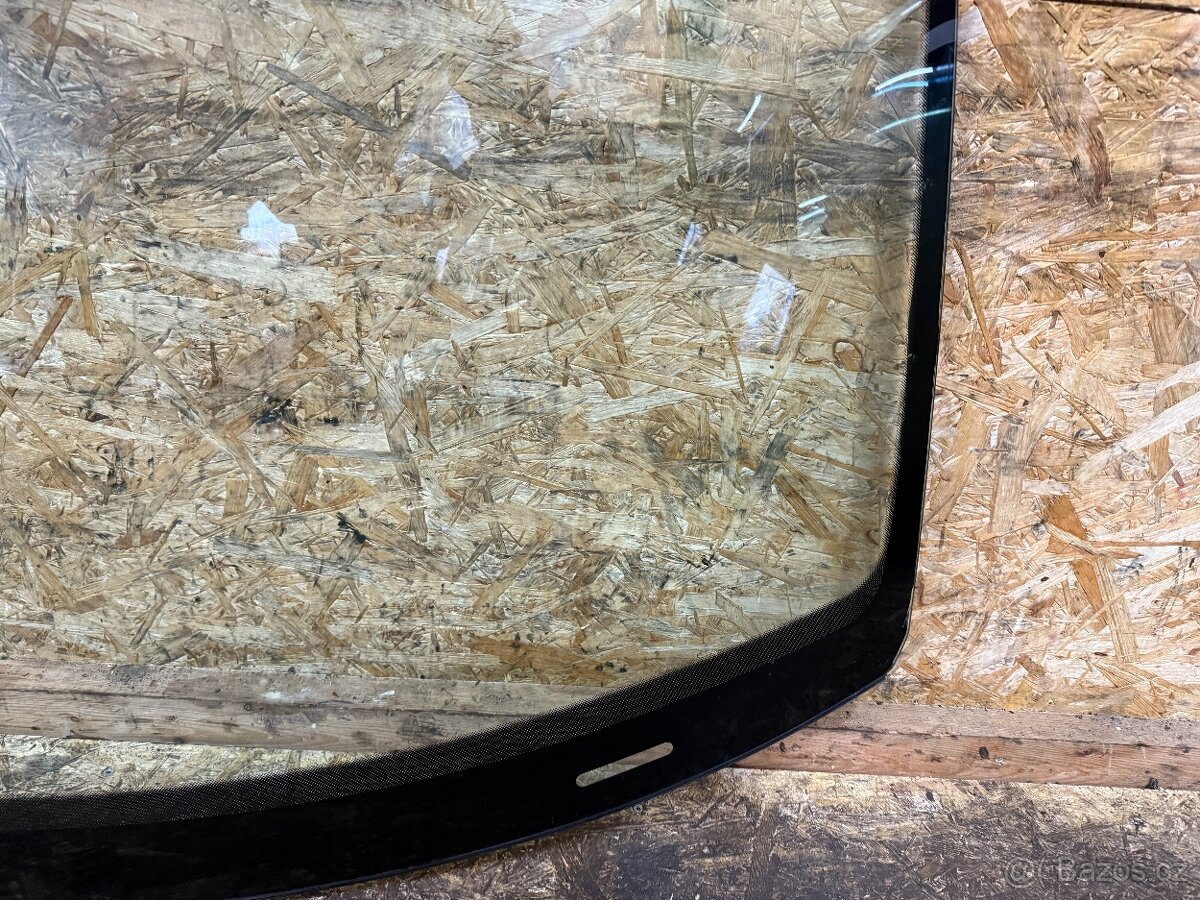 ČELNÍ OKNO VW TIGUAN 5N - 5