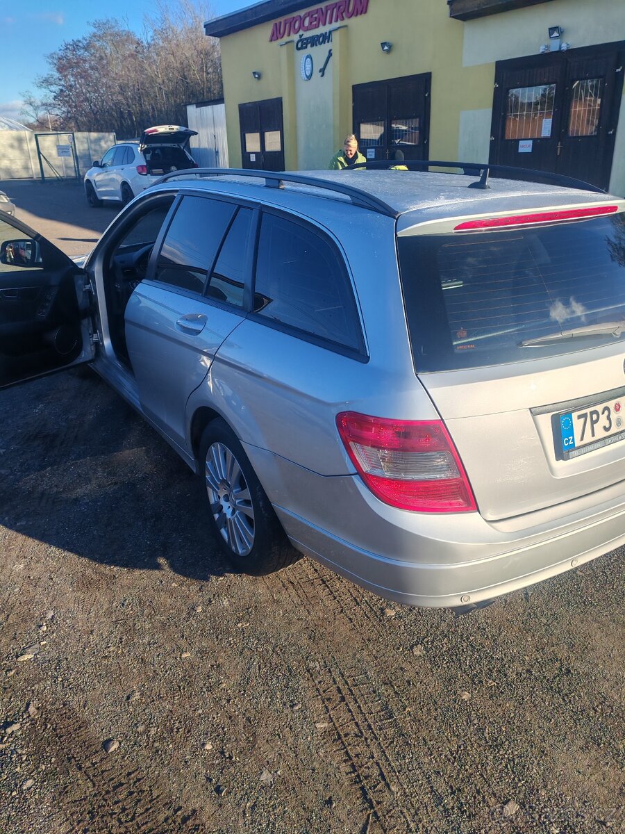 Prodám Mercedes-Benz c220 - 5